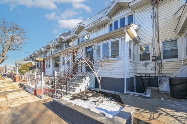 92-43 76th Street, Woodhaven, NY 11421