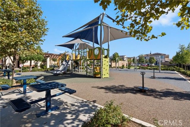 5604 Altamura Way 10, Fontana, CA 92336