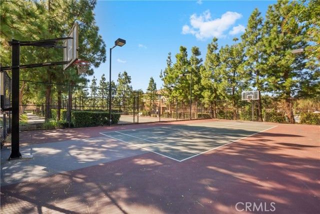 5604 Altamura Way 10, Fontana, CA 92336