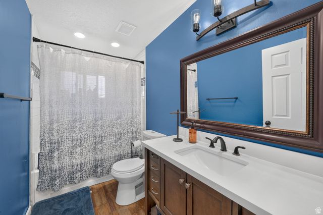 1994 W CHAMPAGNE AVE, Taylorsville, UT 84129