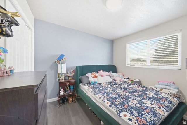 1994 W CHAMPAGNE AVE, Taylorsville, UT 84129