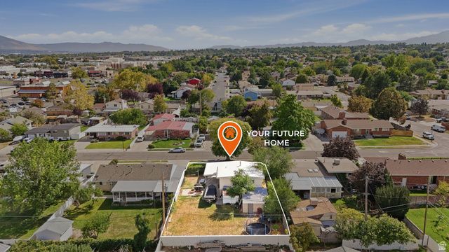 1994 W CHAMPAGNE AVE, Taylorsville, UT 84129