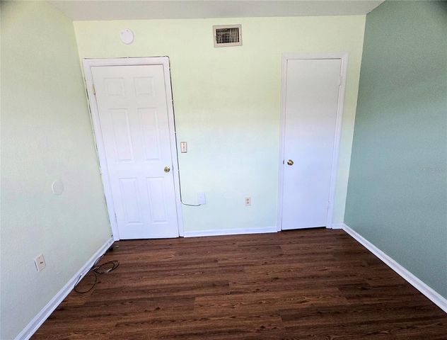1920 E EDGEWOOD DRIVE J5, Lakeland, FL 33803