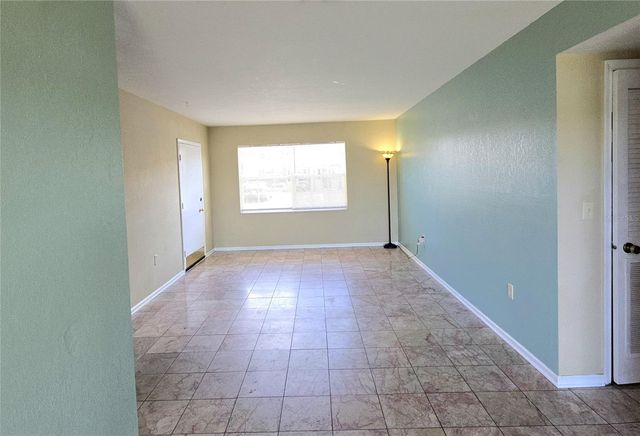 1920 E EDGEWOOD DRIVE J5, Lakeland, FL 33803