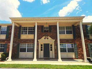 1920 E EDGEWOOD DRIVE J5, Lakeland, FL 33803