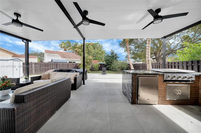 14531 SW 127th Ct, Miami, FL 33186