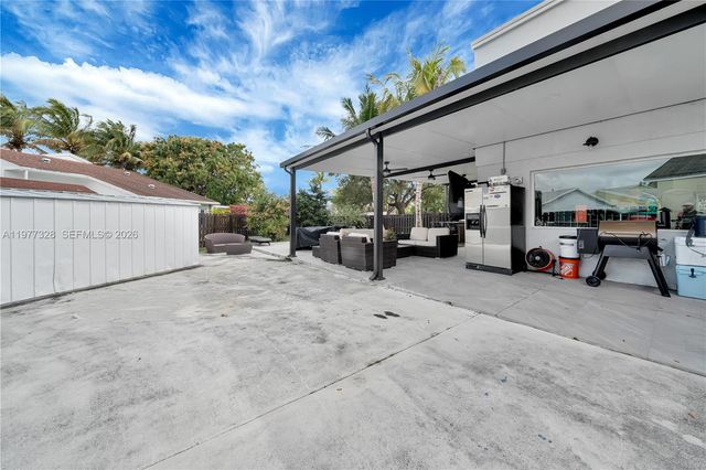 14531 SW 127th Ct, Miami, FL 33186