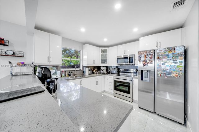 14531 SW 127th Ct, Miami, FL 33186