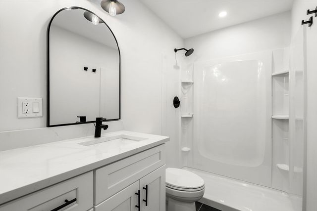 13 Whitman Circle 13, Bellingham, MA 02019