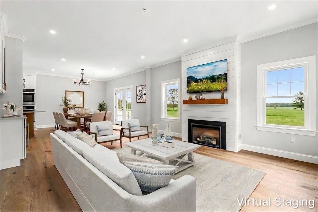 13 Whitman Circle 13, Bellingham, MA 02019