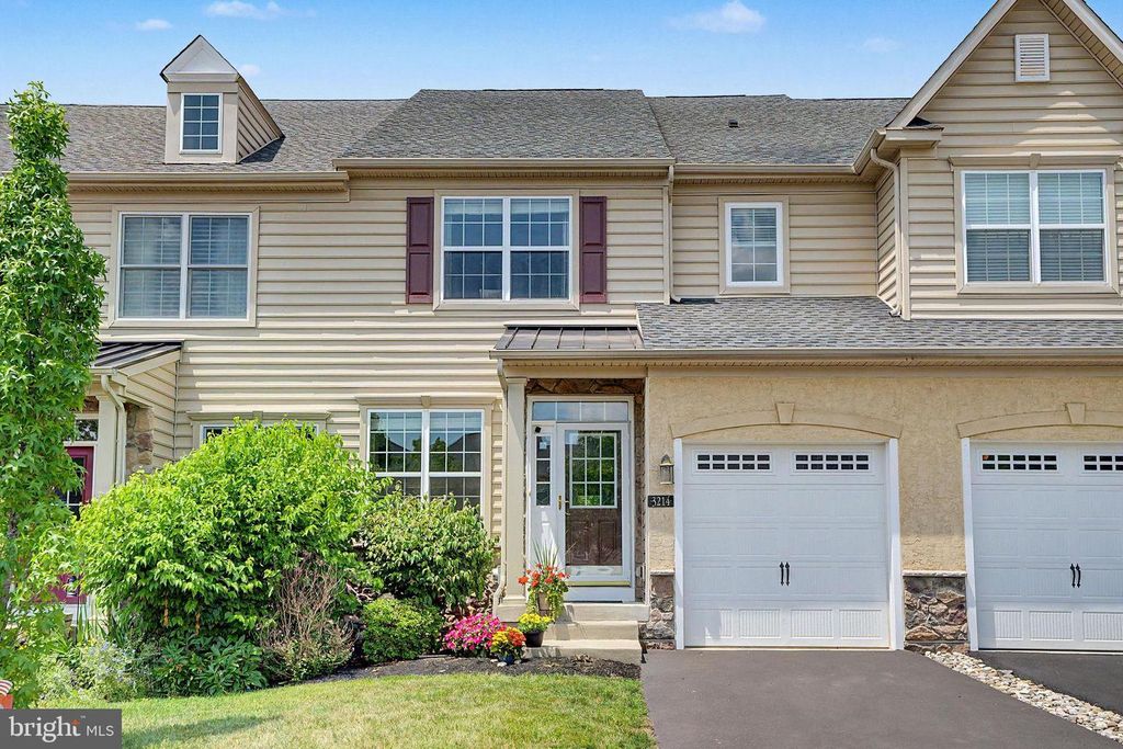 3214 BROOKSIDE DR, Furlong, PA 18925