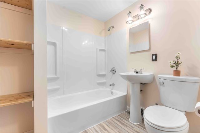 3006 Harding Ave, Hopewell Twp, PA 15001