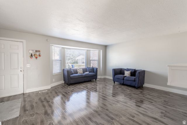 3816 S PHEASANT GLEN DR, West Valley City, UT 84120