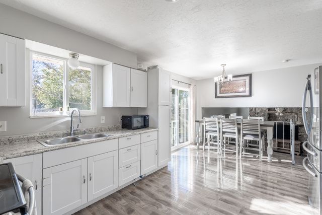 3816 S PHEASANT GLEN DR, West Valley City, UT 84120