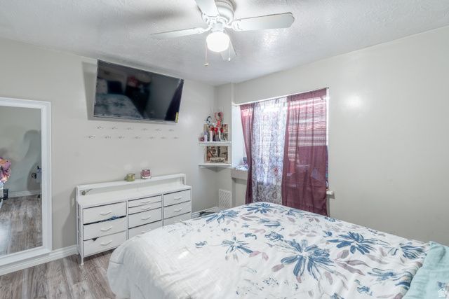 3816 S PHEASANT GLEN DR, West Valley City, UT 84120