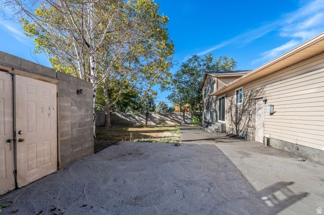 3816 S PHEASANT GLEN DR, West Valley City, UT 84120