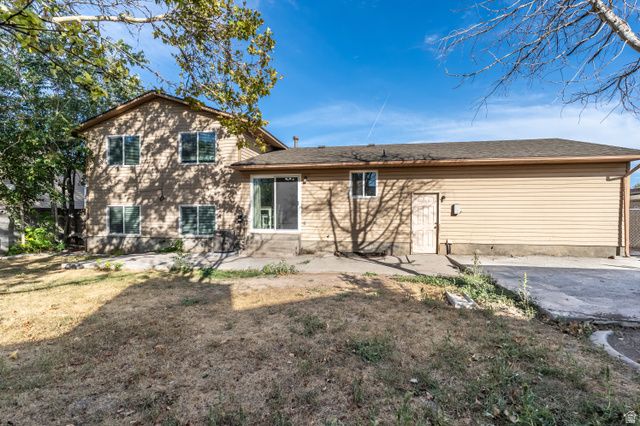 3816 S PHEASANT GLEN DR, West Valley City, UT 84120
