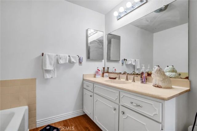 615 E Broadway, Long Beach, CA 90802