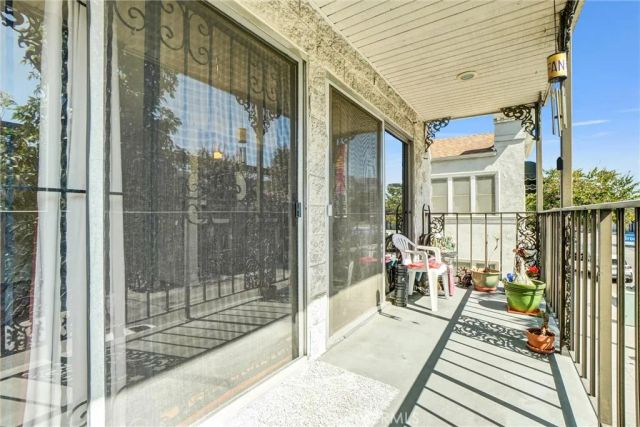 615 E Broadway, Long Beach, CA 90802