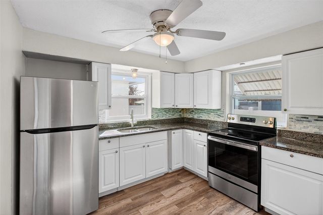 1459 PINE STREET, Clearwater, FL 33756