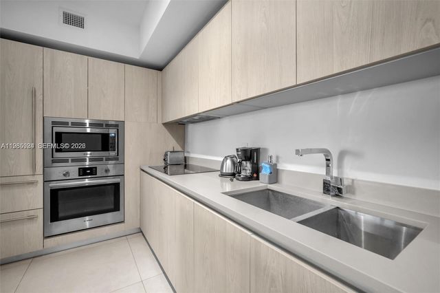 4111 S Ocean Dr 1210, Hollywood, FL 33019