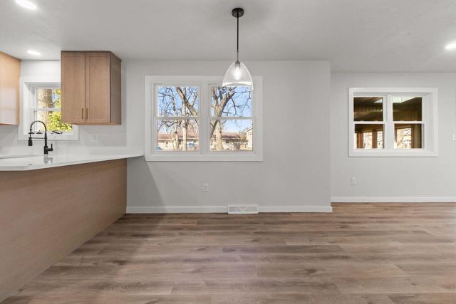 1645 CRESTVIEW DRIVE, Oshkosh, WI 54904