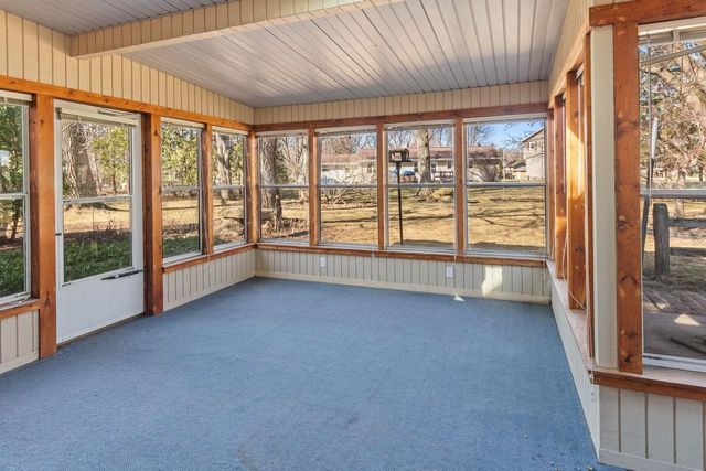 1645 CRESTVIEW DRIVE, Oshkosh, WI 54904