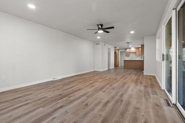 1645 CRESTVIEW DRIVE, Oshkosh, WI 54904