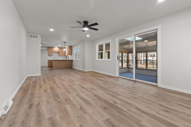 1645 CRESTVIEW DRIVE, Oshkosh, WI 54904