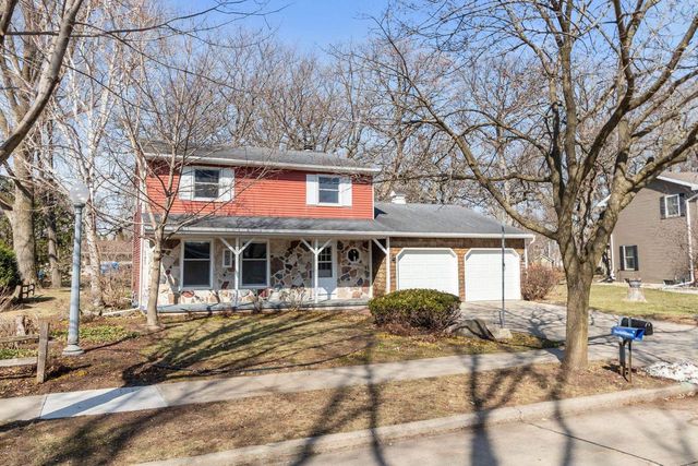 1645 CRESTVIEW DRIVE, Oshkosh, WI 54904