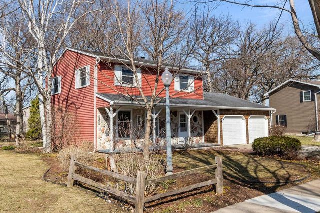 1645 CRESTVIEW DRIVE, Oshkosh, WI 54904