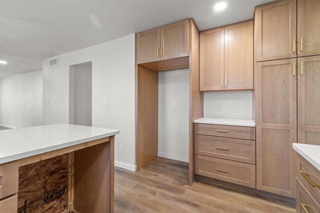 1645 CRESTVIEW DRIVE, Oshkosh, WI 54904