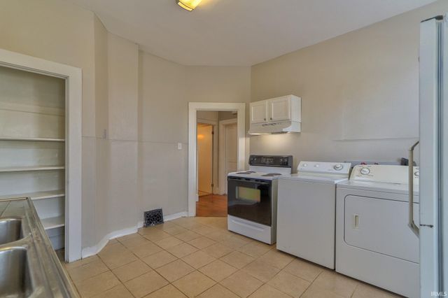 900 E Walnut Street, Evansville, IN 47713