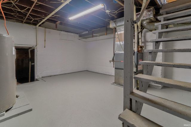 900 E Walnut Street, Evansville, IN 47713