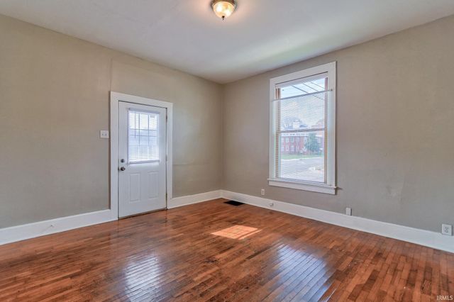 900 E Walnut Street, Evansville, IN 47713