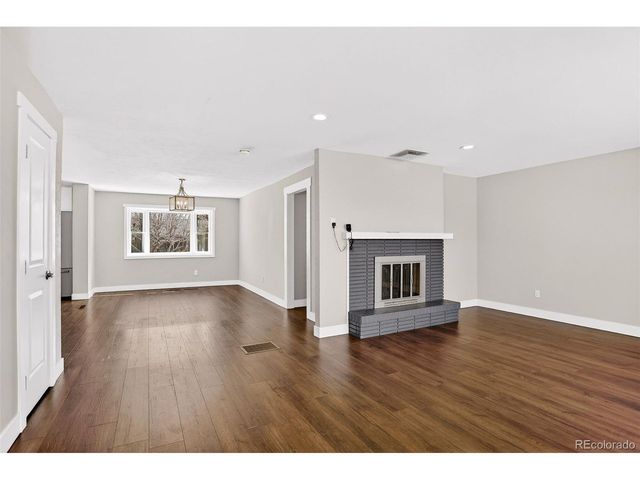 6174 S Fairfield St, Littleton, CO 80120