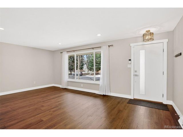 6174 S Fairfield St, Littleton, CO 80120