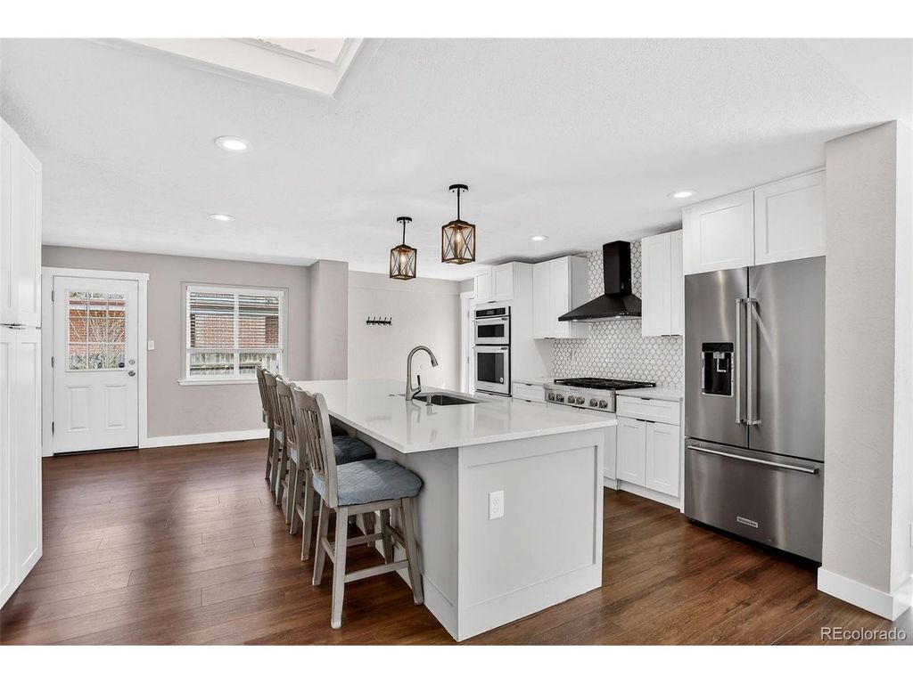 6174 S Fairfield St, Littleton, CO 80120