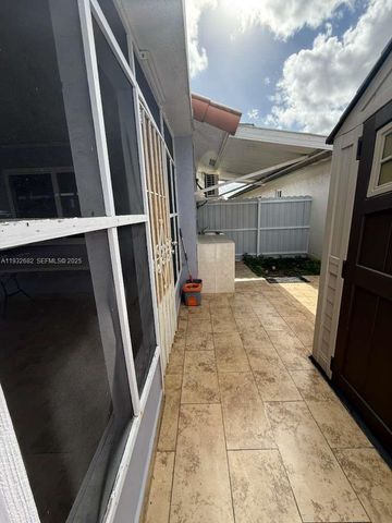 8701 NW 109th Ter 0, Hialeah Gardens, FL 33018