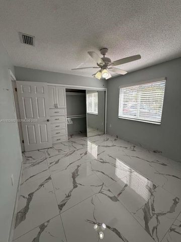 8701 NW 109th Ter 0, Hialeah Gardens, FL 33018