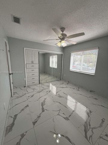 8701 NW 109th Ter 0, Hialeah Gardens, FL 33018