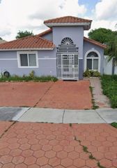 8701 NW 109th Ter 0, Hialeah Gardens, FL 33018