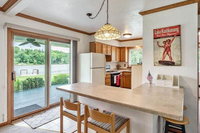 9093 N Arrowhead Shores Road, Edgerton, WI 53524