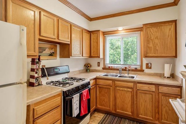 9093 N Arrowhead Shores Road, Edgerton, WI 53524