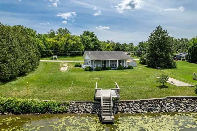 9093 N Arrowhead Shores Road, Edgerton, WI 53524