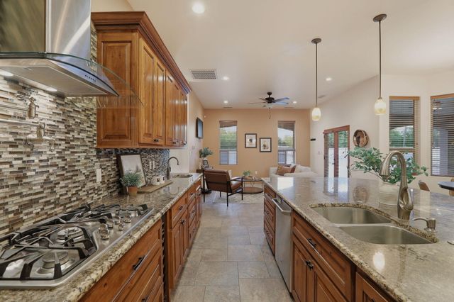 1202 Gabaldon Road NW, Albuquerque, NM 87104