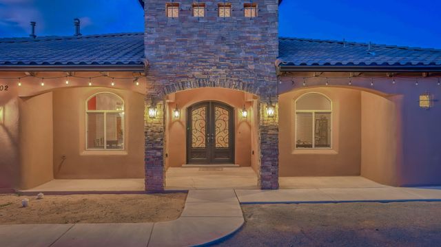 1202 Gabaldon Road NW, Albuquerque, NM 87104