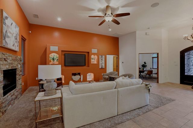 1202 Gabaldon Road NW, Albuquerque, NM 87104