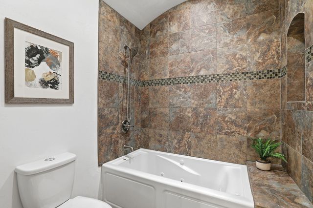 1202 Gabaldon Road NW, Albuquerque, NM 87104