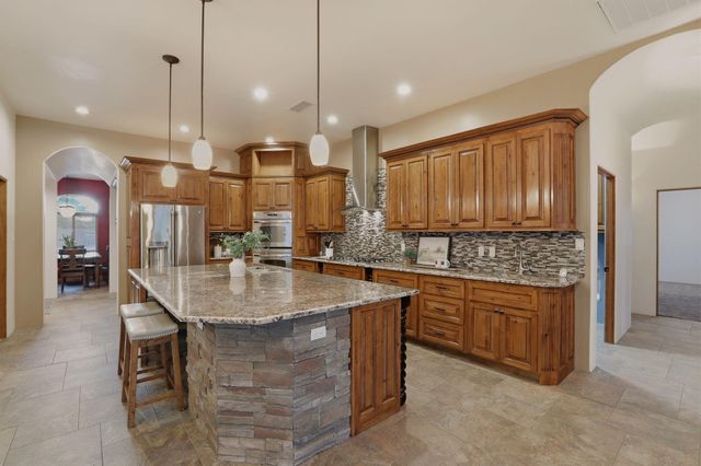 1202 Gabaldon Road NW, Albuquerque, NM 87104